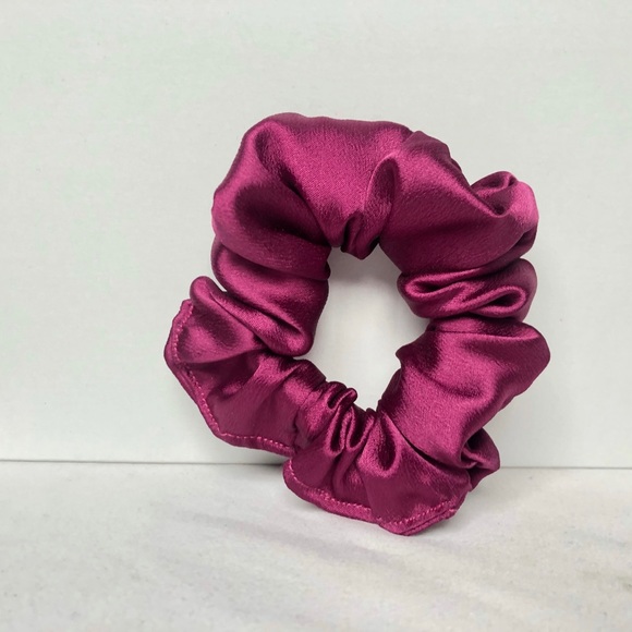Satin Scrunchie Set of 3 - Picture 4 of 5